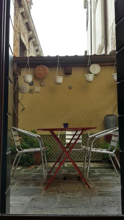 In A Lovely Garden Biennale Flat Venezia Eksteriør bilde