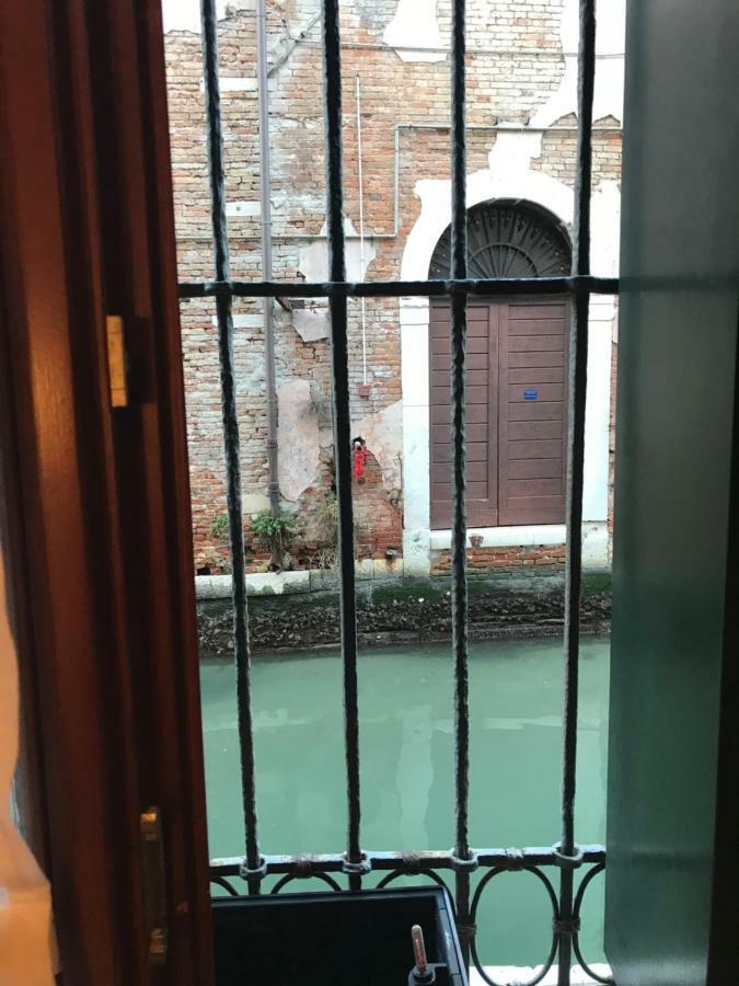In A Lovely Garden Biennale Flat Venezia Eksteriør bilde